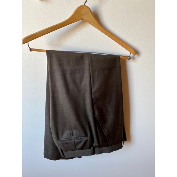 Alfani Dark Taupe Suit - Picture 4 of 7